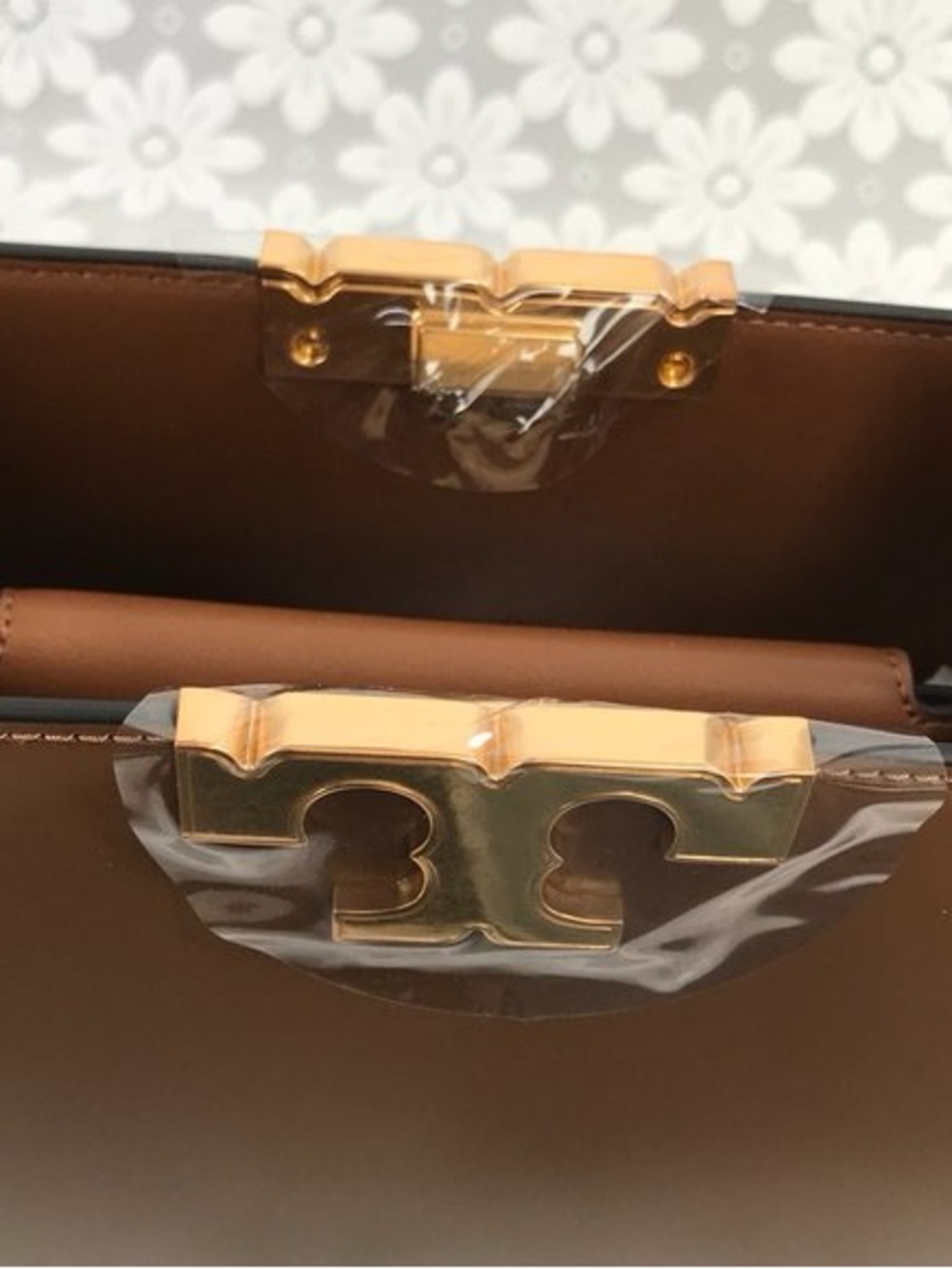 Tory Burch Eleanor Spazzolato Satchel Bag - Picture 8 of 9